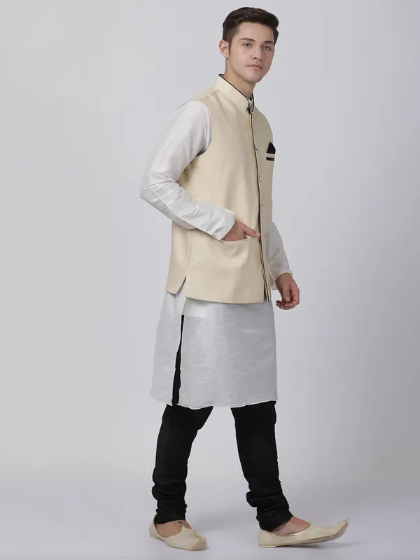 Tabard_Men_Kurta_Churidar_Ethnic_Jacket_Set