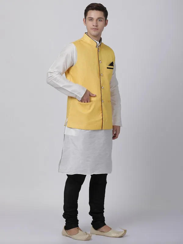 Tabard_Men_Churidar_Ethnic_Jacket_Set