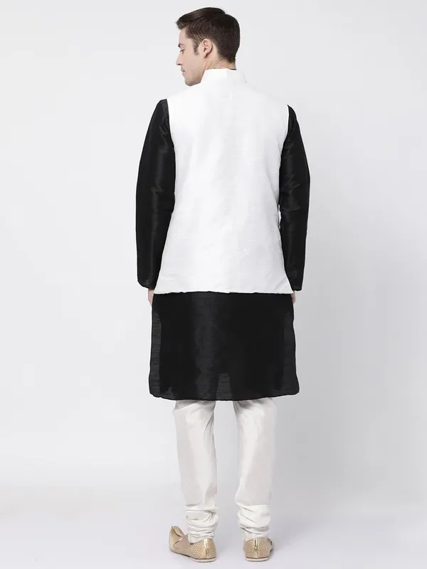 Tabard_Men_Kurta_Churidar_Ethnic_Jacket_Set