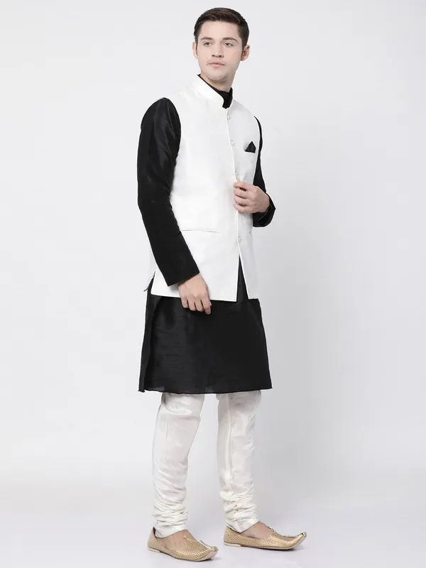 Tabard_Men_Kurta_Churidar_Ethnic_Jacket_Set