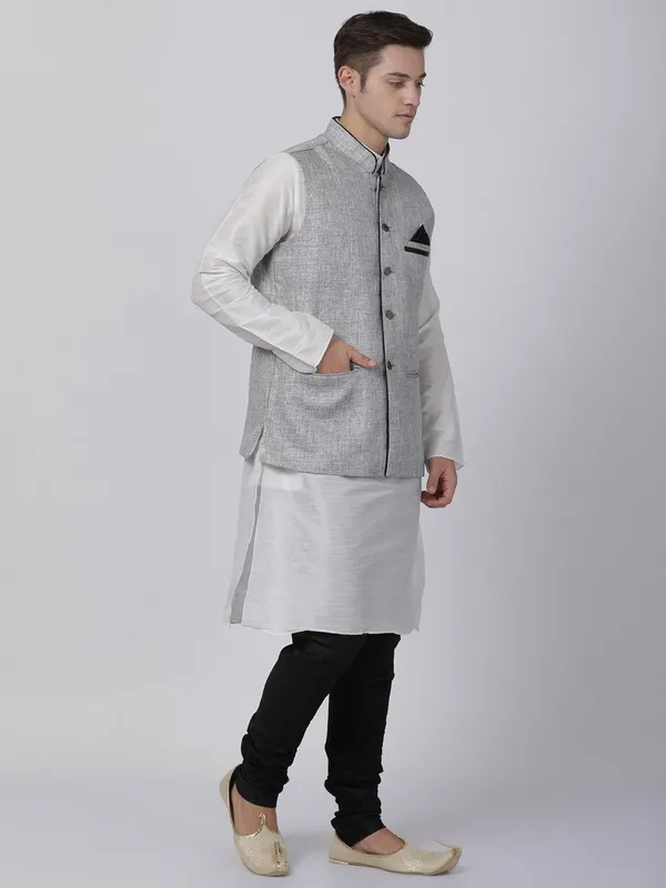 Tabard_Men_Kurta_Churidar_Ethnic_Jacket_Set