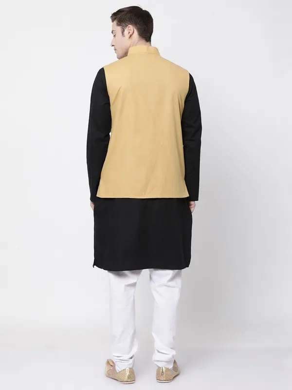 Tabard_Men_Kurta_Churidar_Ethnic_Jacket_Set