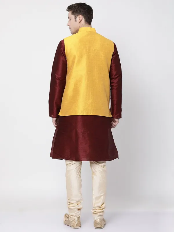 Tabard_Men_Kurta_Churidar_Ethnic_Jacket_Set