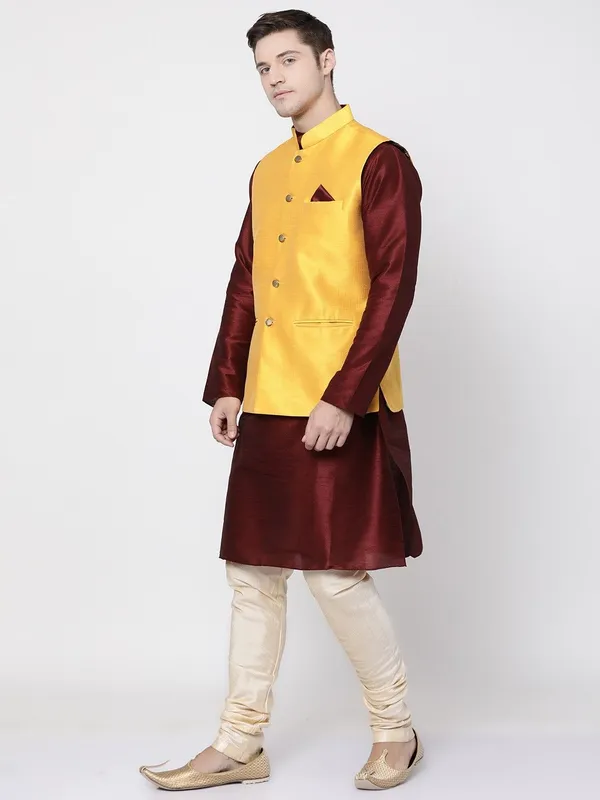 Tabard_Men_Kurta_Churidar_Ethnic_Jacket_Set