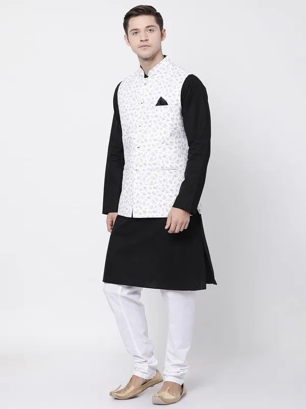 Tabard_Men_Kurta_Churidar_Ethnic_Jacket_Set