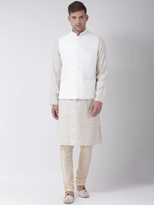 Tabard_Men_Kurta_Churidar_Set