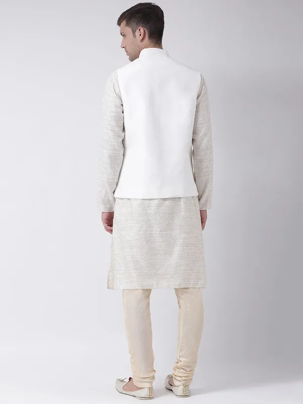 Tabard_Men_Kurta_Churidar_Set