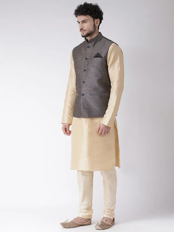 Tabard_Men_Churidar_Ethnic_Jacket_Set