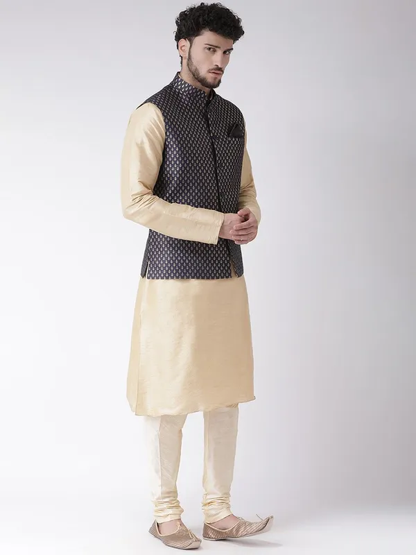 Tabard_Men_Churidar_Ethnic_Jacket_Set