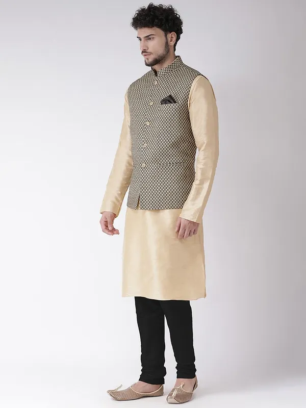 Tabard_Men_Kurta_Churidar_Ethnic_Jacket_Set
