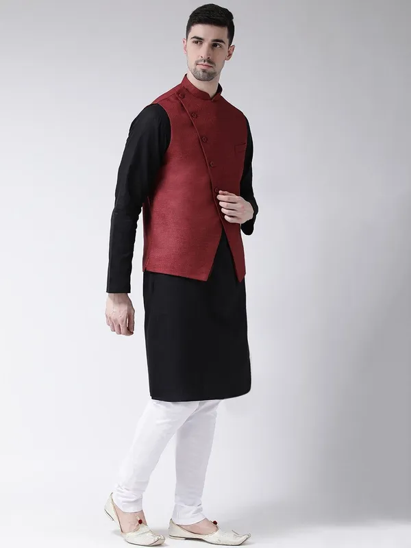Tabard_Men_Kurta_Churidar_Ethnic_Jacket_Set