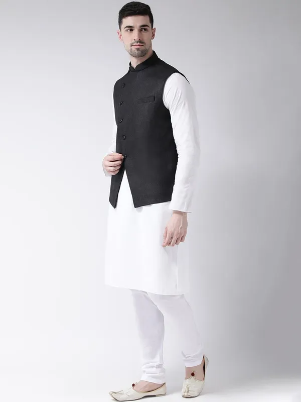 Tabard_Men_Kurta_Churidar_Ethnic_Jacket_Set