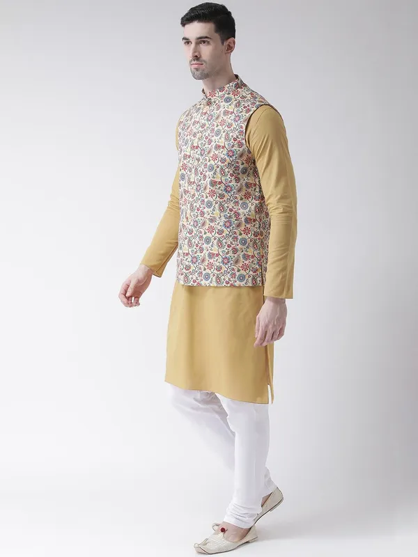 Tabard_Men_Kurta_Churidar_Ethnic_Jacket_Set