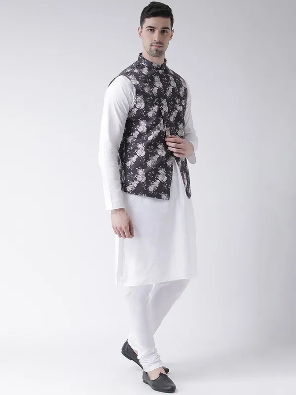 Tabard_Men_Kurta_Churidar_Ethnic_Jacket_Set