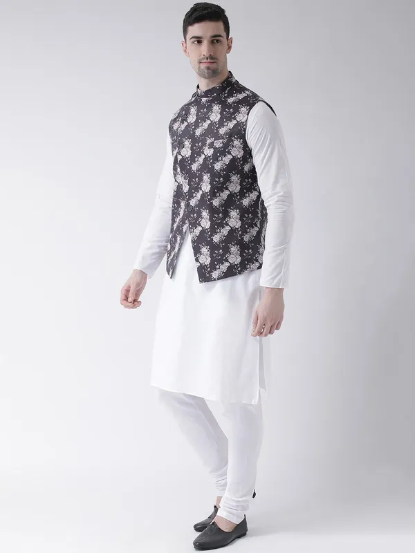 Tabard_Men_Kurta_Churidar_Ethnic_Jacket_Set