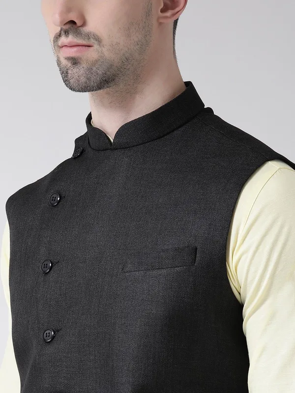 Tabard_Men_Kurta_Churidar_Ethnic_Jacket_Set