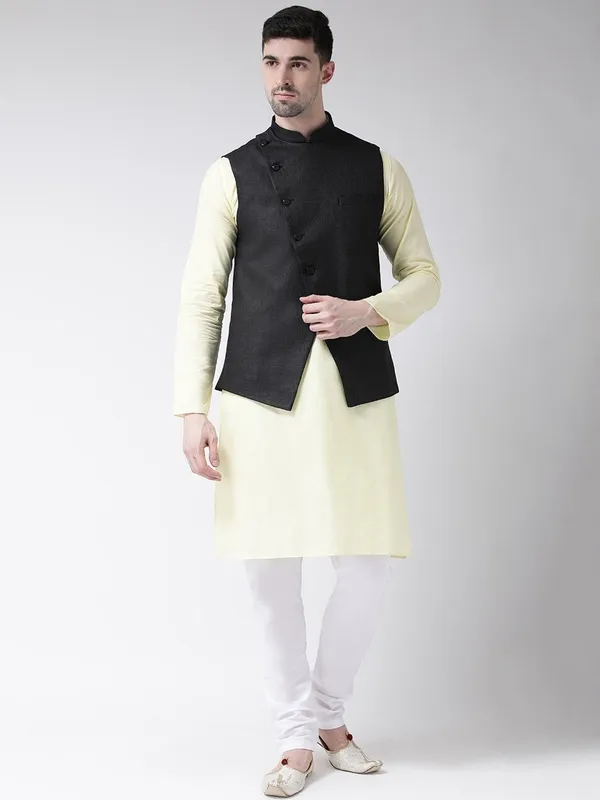 Tabard_Men_Kurta_Churidar_Ethnic_Jacket_Set