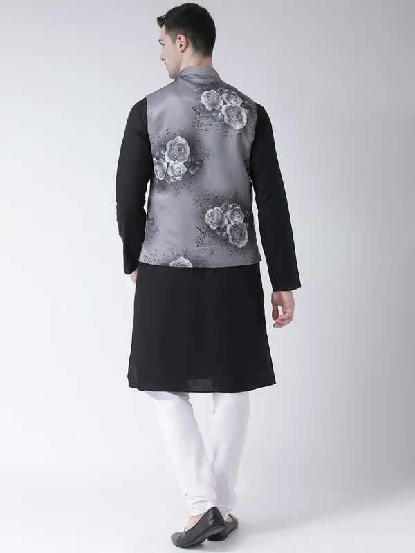 Tabard_Men_Kurta_Churidar_Ethnic_Jacket_Set