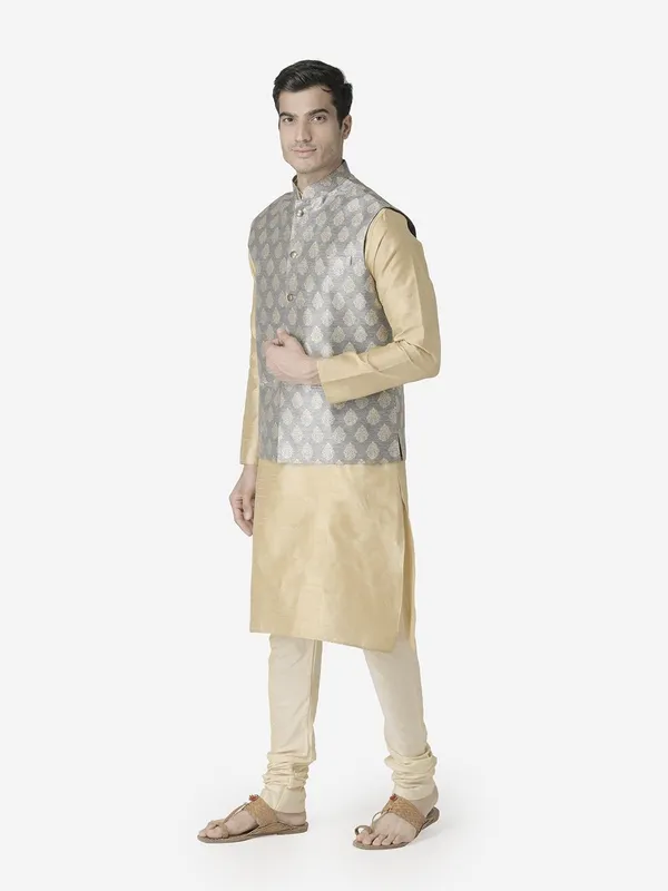 Tabard_Men_Kurta_Churidar_Ethnic_Jacket_Set