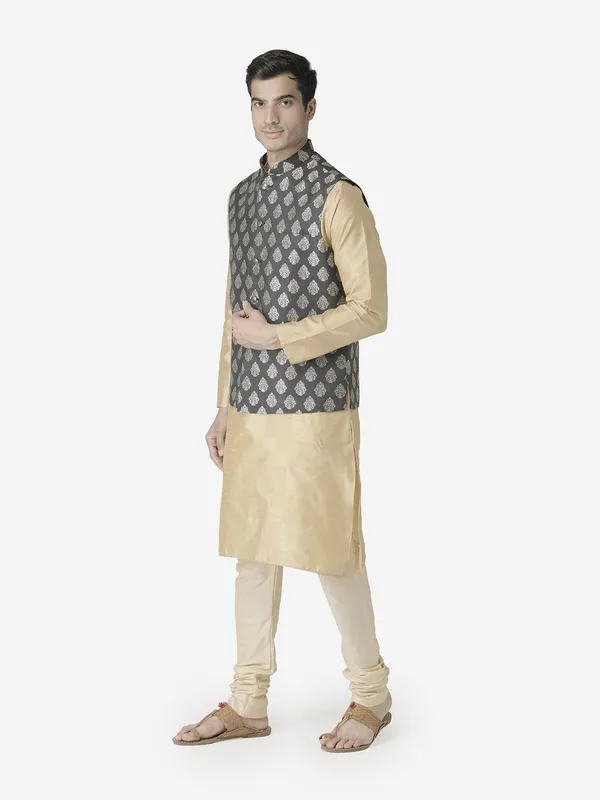 Tabard_Men_Kurta_Churidar_Ethnic_Jacket_Set