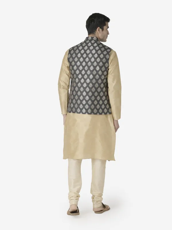 Tabard_Men_Kurta_Churidar_Ethnic_Jacket_Set