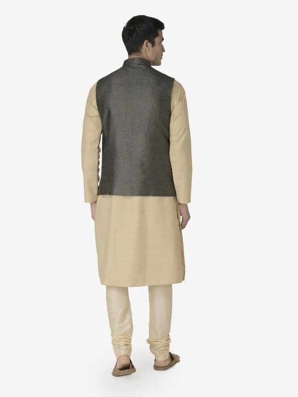 Tabard_Men_Kurta_Churidar_Ethnic_Jacket_Set