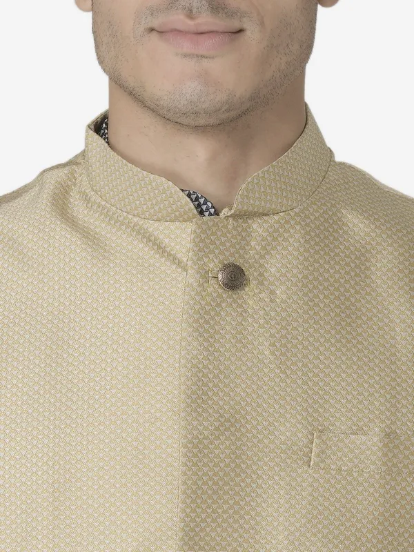 Tabard_Men_Kurta_Churidar_Ethnic_Jacket_Set