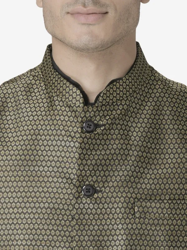 Tabard_Men_Kurta_Churidar_Ethnic_Jacket_Set