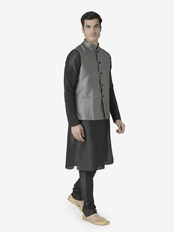Tabard_Men_Kurta_Churidar_Ethnic_Jacket_Set
