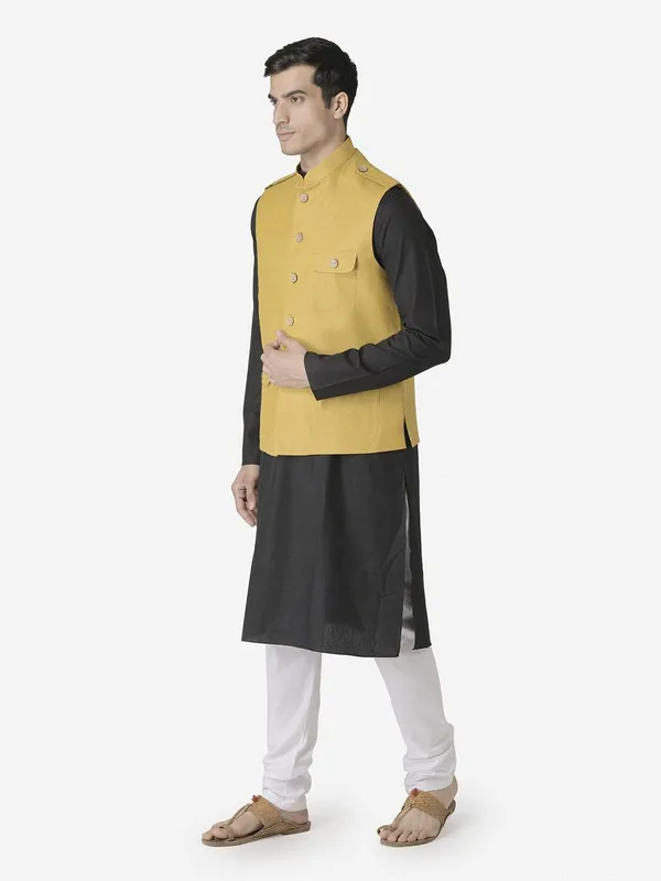 Tabard_Men_Kurta_Churidar_Ethnic_Jacket_Set