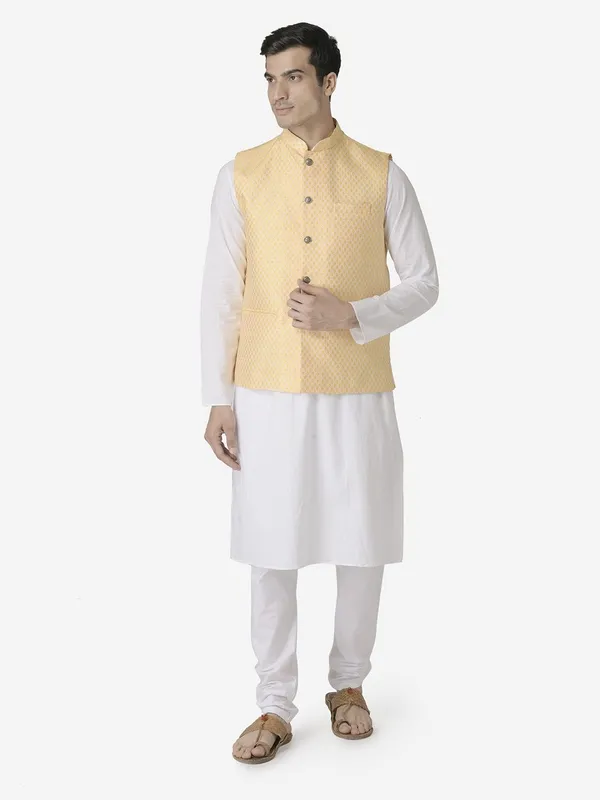 Tabard_Men_Kurta_Churidar_Ethnic_Jacket_Set