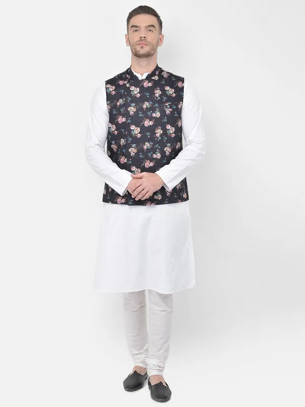 Tabard_Men_Kurta_Churidar_Ethnic_Jacket_Set