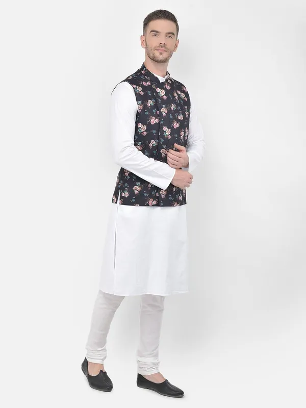 Tabard_Men_Kurta_Churidar_Ethnic_Jacket_Set
