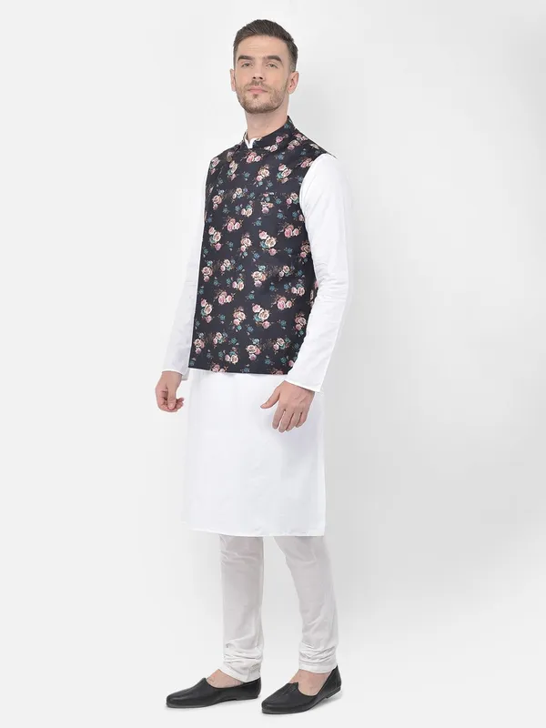 Tabard_Men_Kurta_Churidar_Ethnic_Jacket_Set