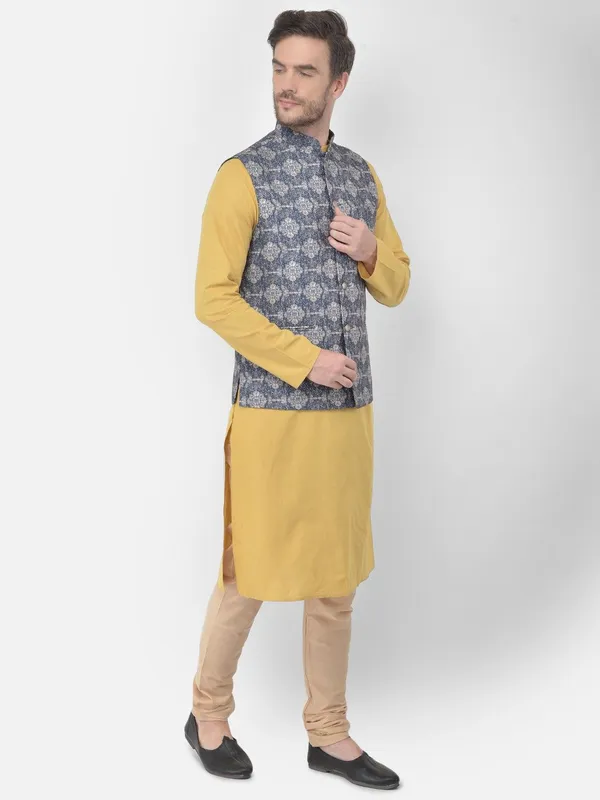 Tabard_Men_Kurta_Churidar_Ethnic_Jacket_Set