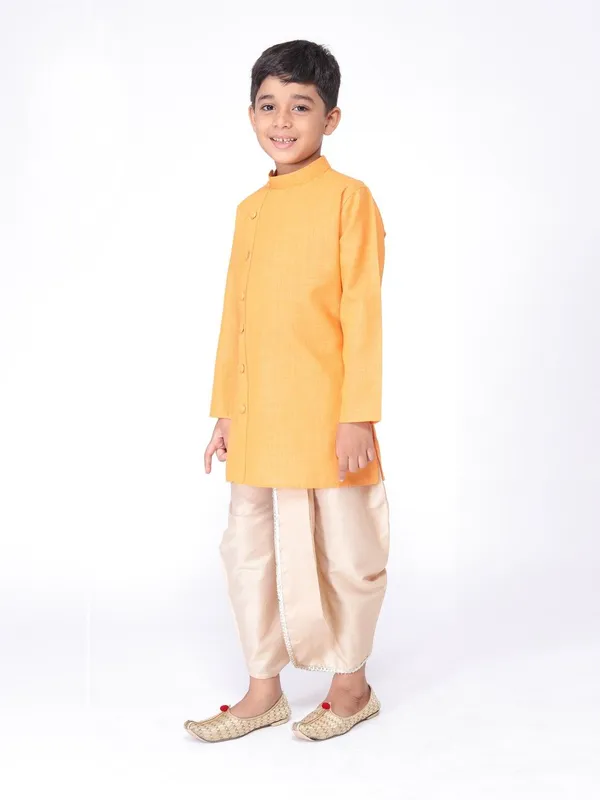 Tabard_Boys_Solid_Straight_Kurta_(Orange)