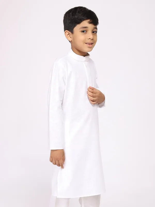 Tabard_Boys_Solid_Straight_Kurta_(White)
