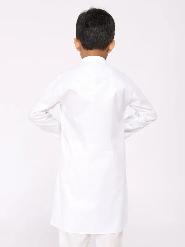 Tabard_Boys_Solid_Straight_Kurta_(White)