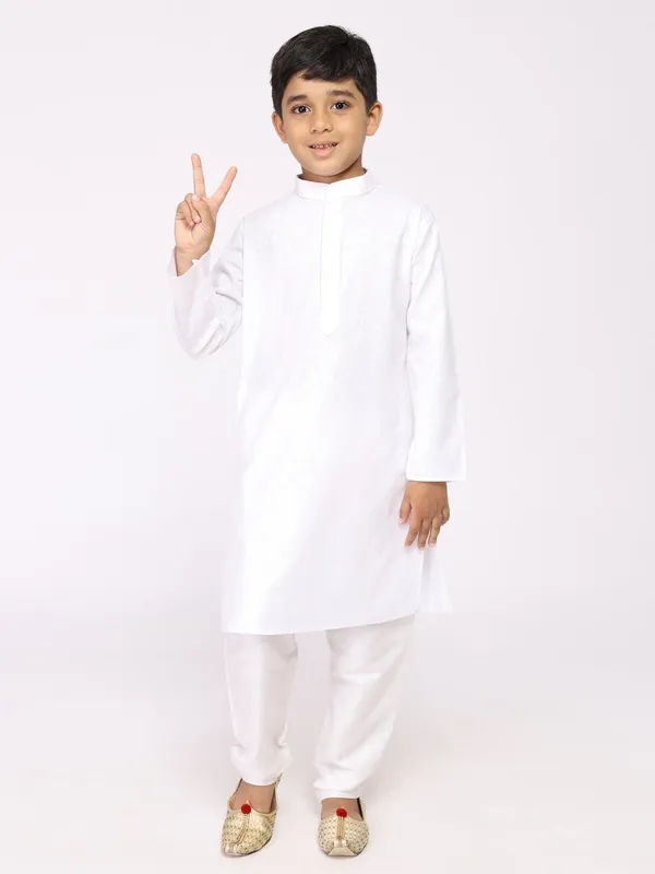 Tabard_Boys_Solid_Straight_Kurta_(White)