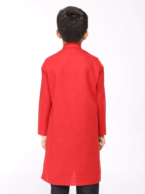 Tabard_Boys_Solid_Straight_Kurta_(Red)