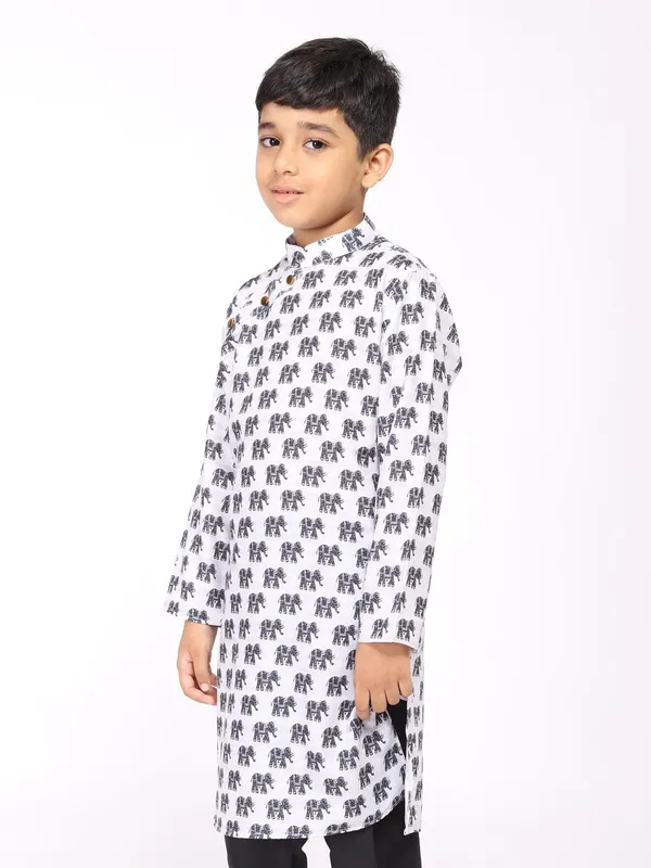 Tabard_Boys_Printed_Straight_Kurta_(Black)