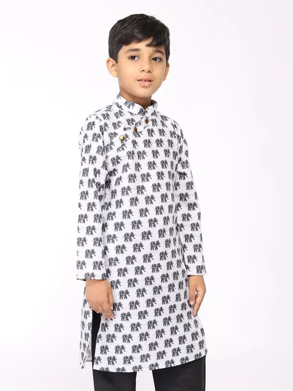 Tabard_Boys_Printed_Straight_Kurta_(Black)