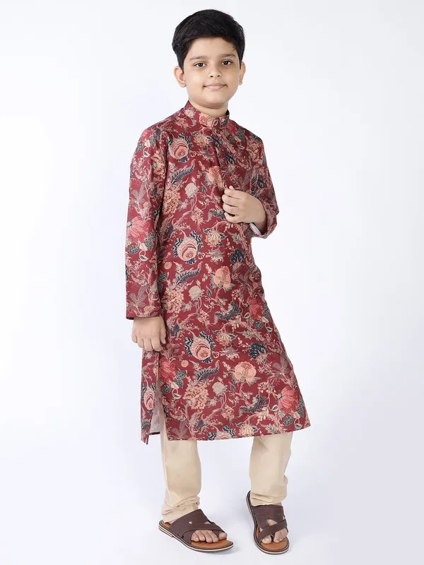 Tabard_Boys_Printed_Straight_Kurta_(Maroon)