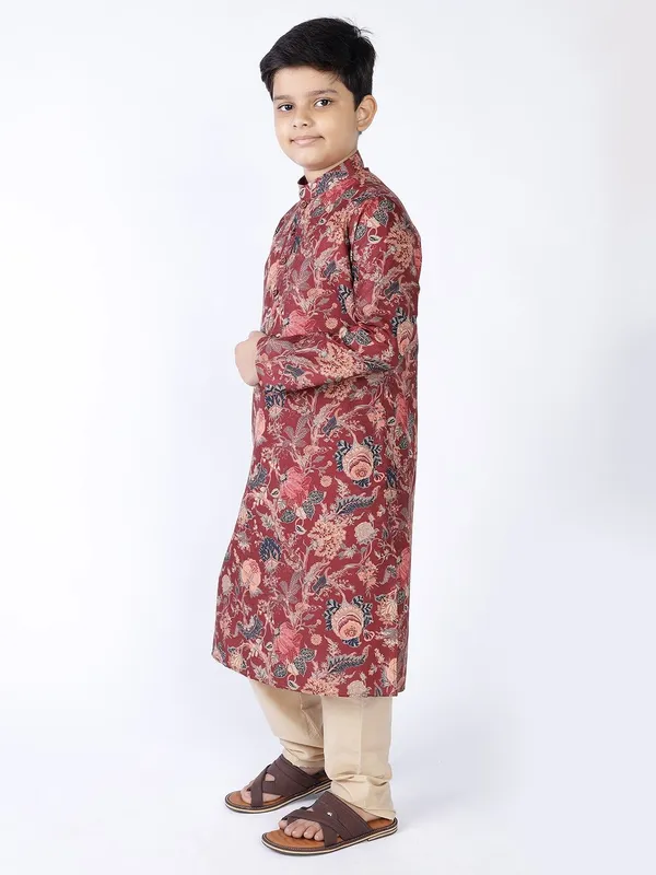 Tabard_Boys_Printed_Straight_Kurta_(Maroon)