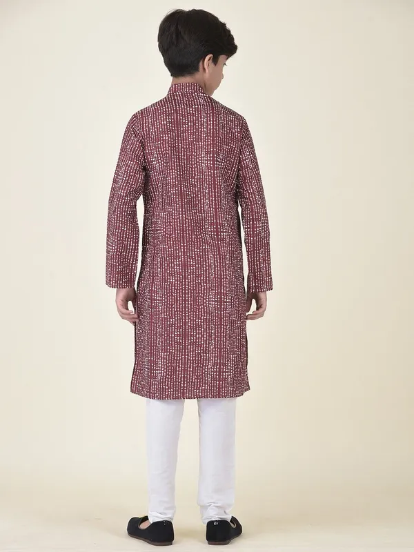 Tabard_Boys_Printed_Straight_Kurta_(Maroon)