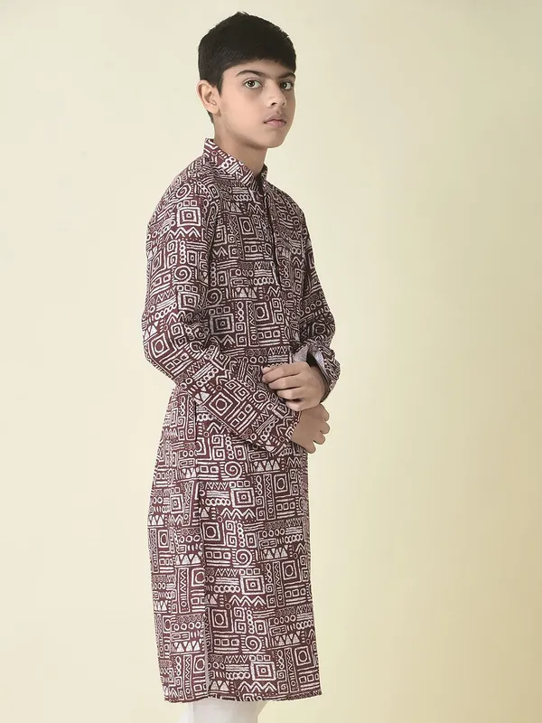 Tabard_Boys_Printed_Straight_Kurta_(Maroon)