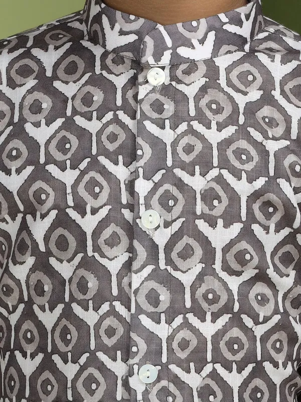 Tabard_Boys_Printed_Straight_Kurta_(Brown)