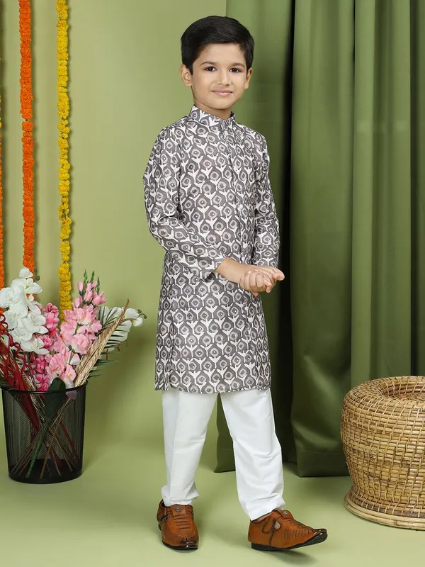 Tabard_Boys_Printed_Straight_Kurta_(Brown)