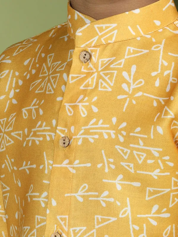 Tabard_Boys_Printed_Straight_Kurta_(Yellow,_White)