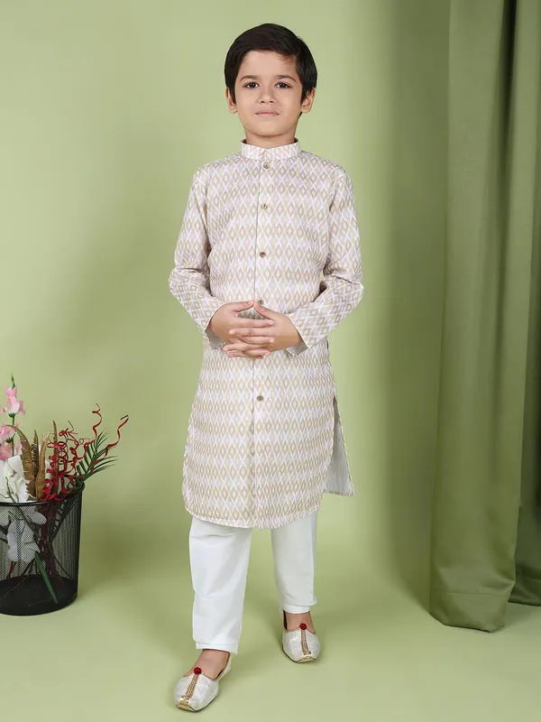 Tabard_Boys_Printed_Straight_Kurta_(Beige,_White)